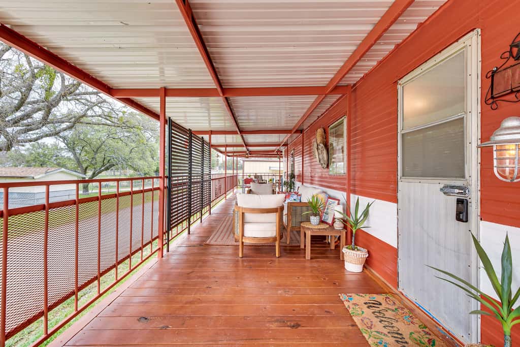 Pet-Friendly Brownwood Home: Walk to Lake!