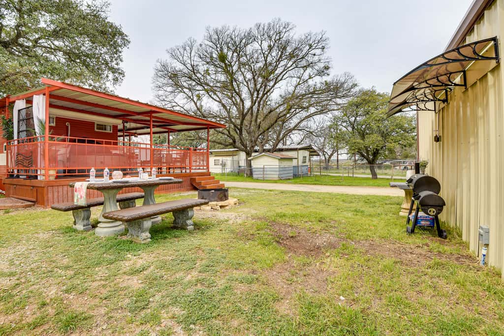 Pet-Friendly Brownwood Home: Walk to Lake!
