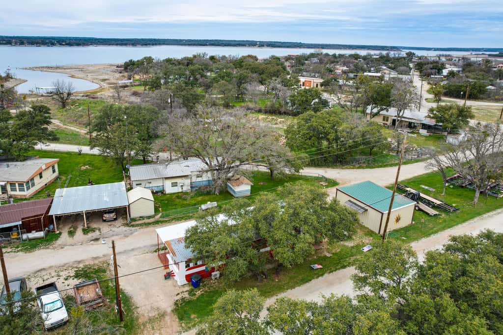 Pet-Friendly Brownwood Home: Walk to Lake!