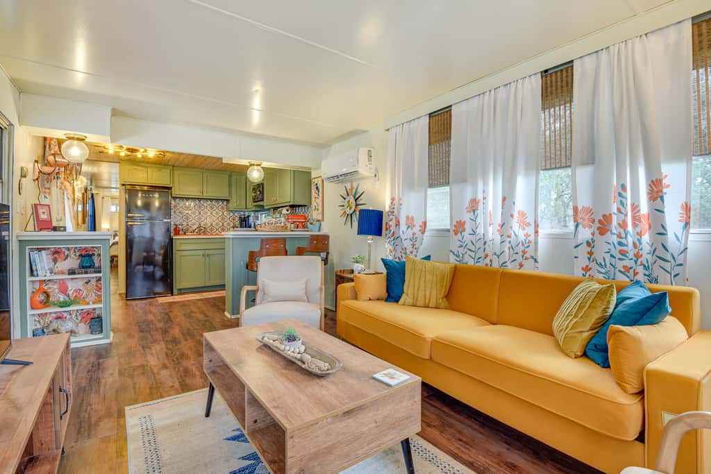 Pet-Friendly Brownwood Home: Walk to Lake!