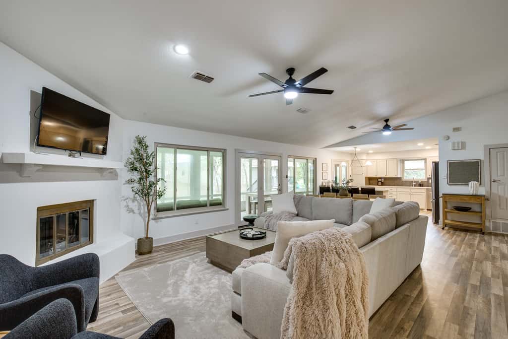 Pickleball/Sport Court: Spacious Kemp Home!