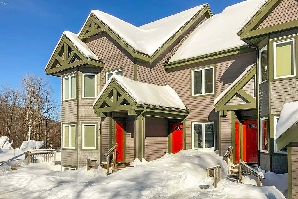 Inviting Ski-in/Ski-out Condo at Jay Peak Resort!