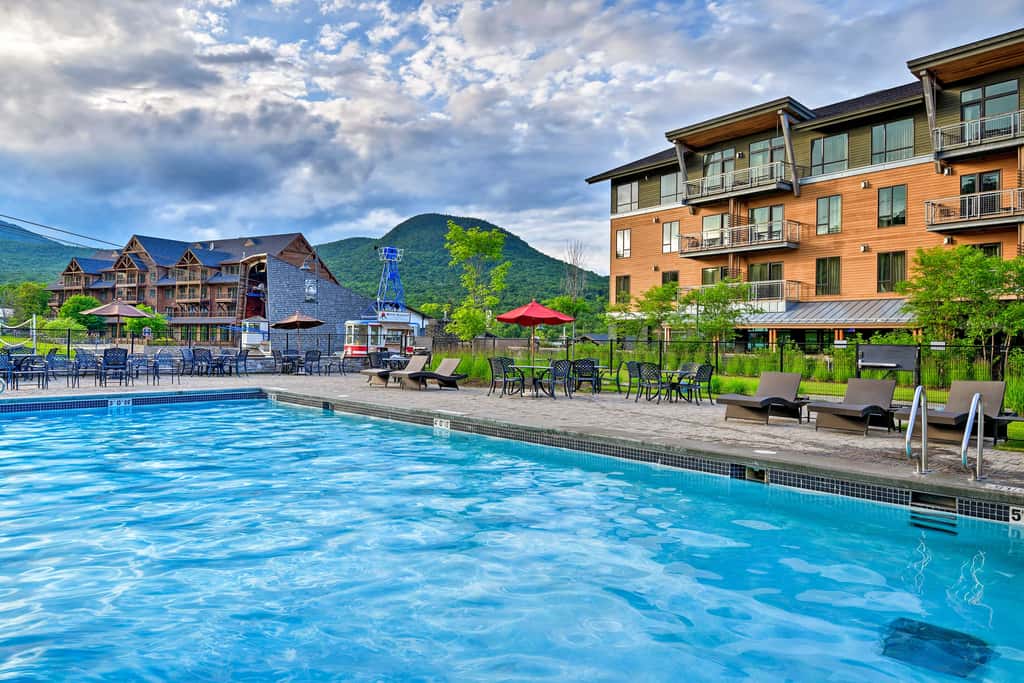 Ski-In Resort Family Condo w/ Deck at Jay Peak!