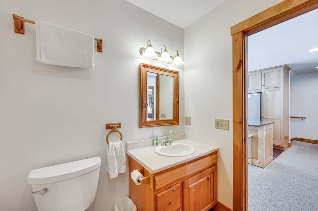Ski-In Resort Family Condo w/ Deck at Jay Peak!