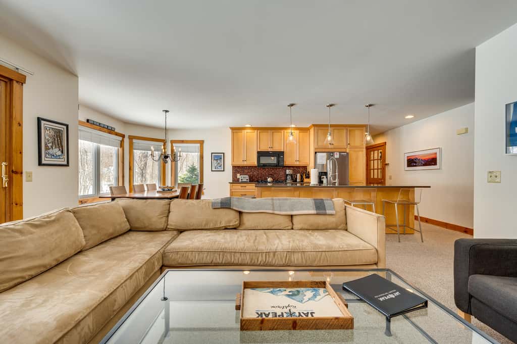 Ski-In Resort Family Condo w/ Deck at Jay Peak!