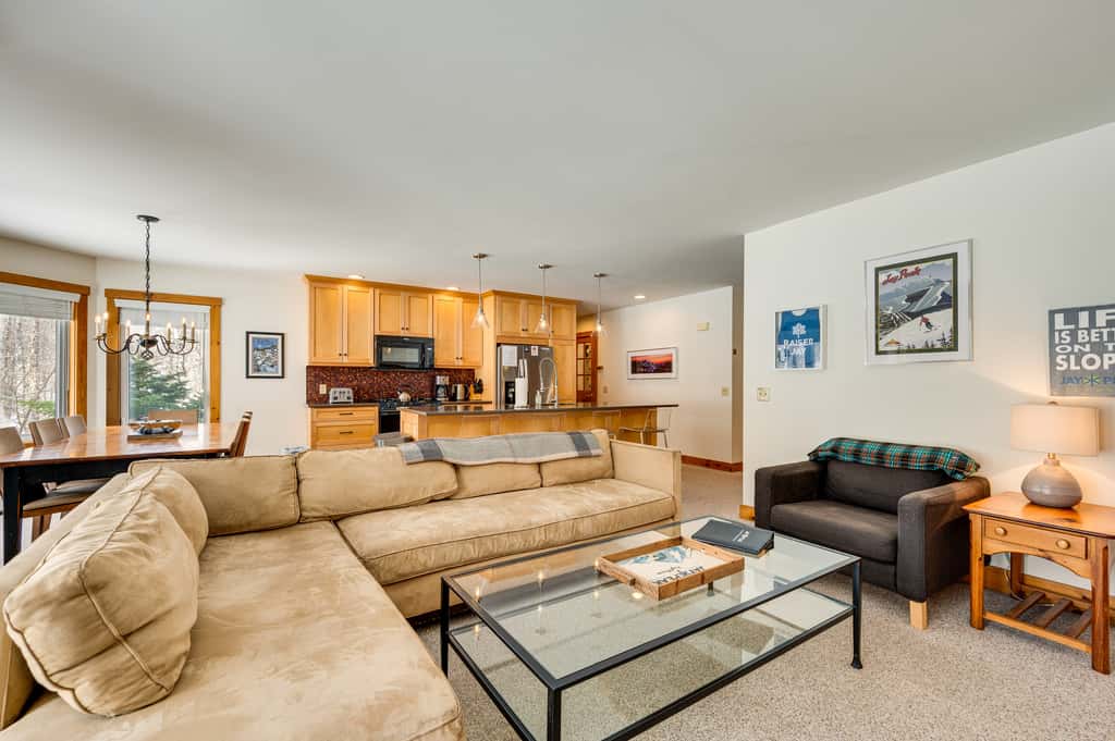 Ski-In Resort Family Condo w/ Deck at Jay Peak!