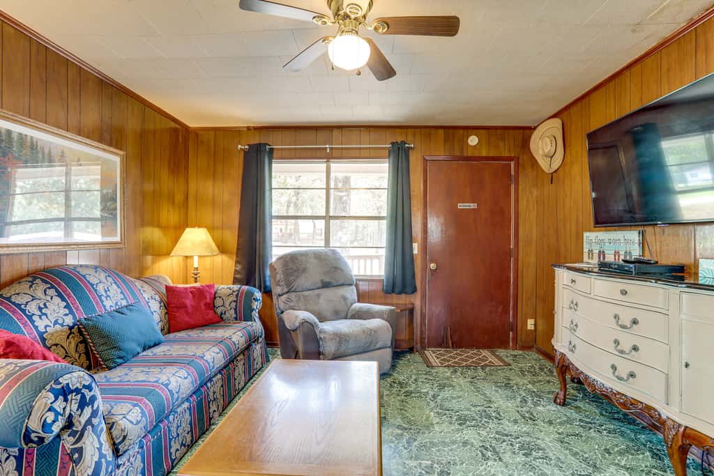 Walk to Greers Ferry Lake! Home w/ Dock Access