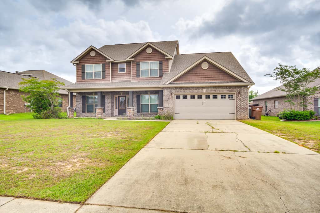 10 Mi to Gulfport Beaches: Family Home w/ Patio