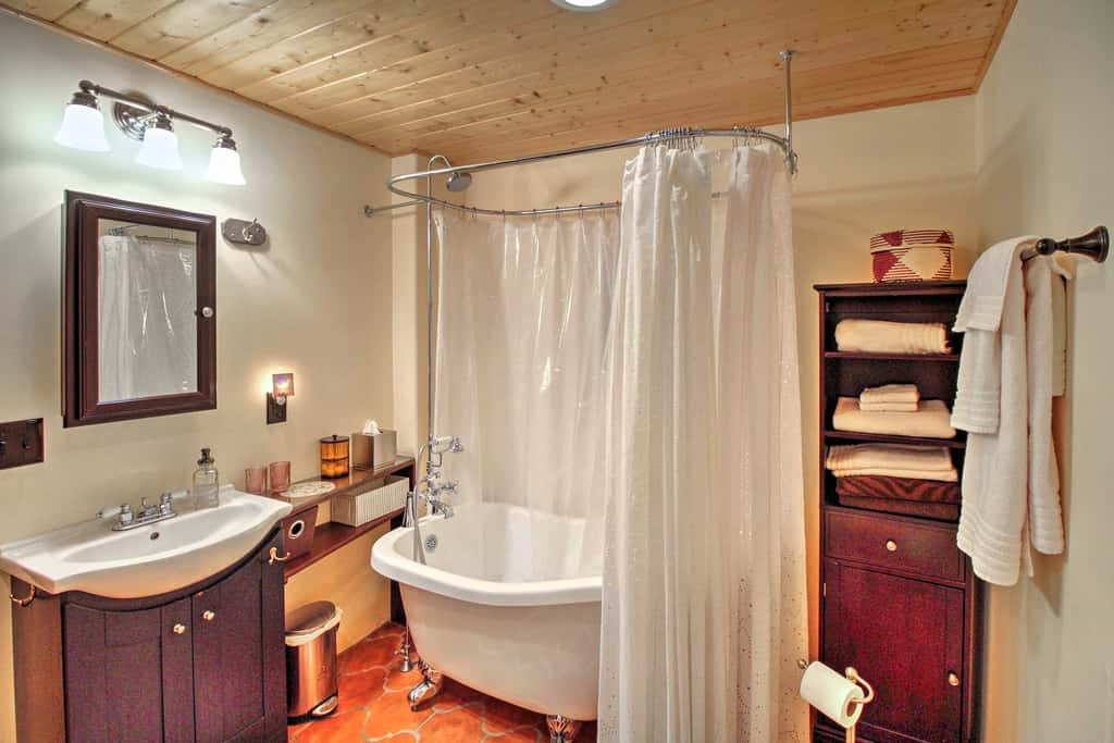 Charming Couples Casita, Walk to Old Mesilla Plaza