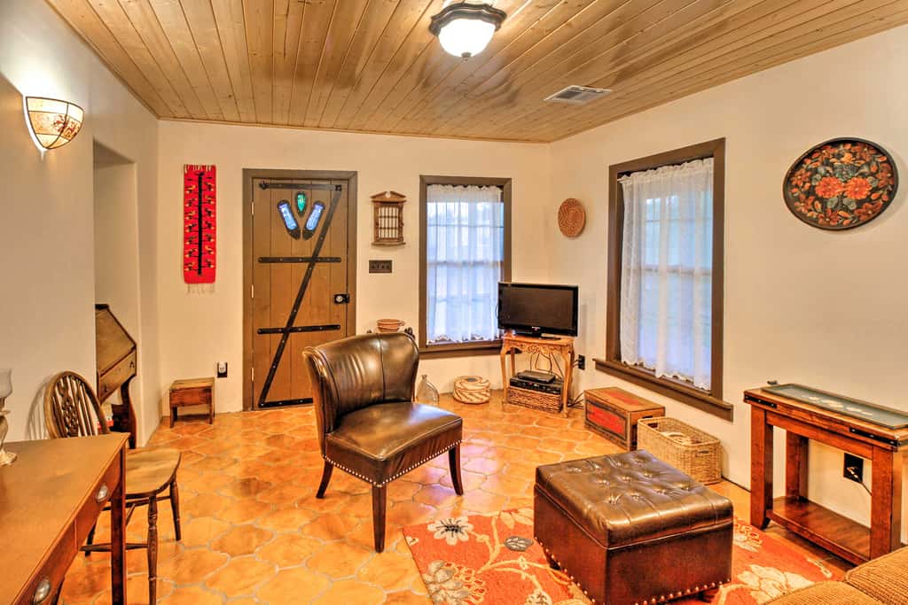 Charming Couples Casita, Walk to Old Mesilla Plaza