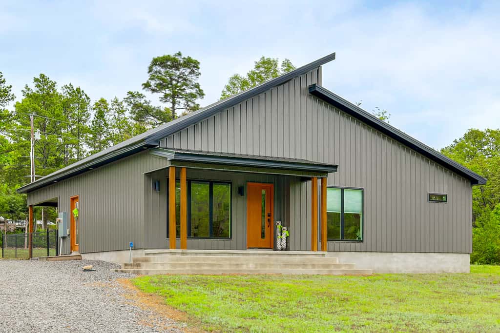 Modern-Style Home w/ Patio, Near Greers Ferry Lake