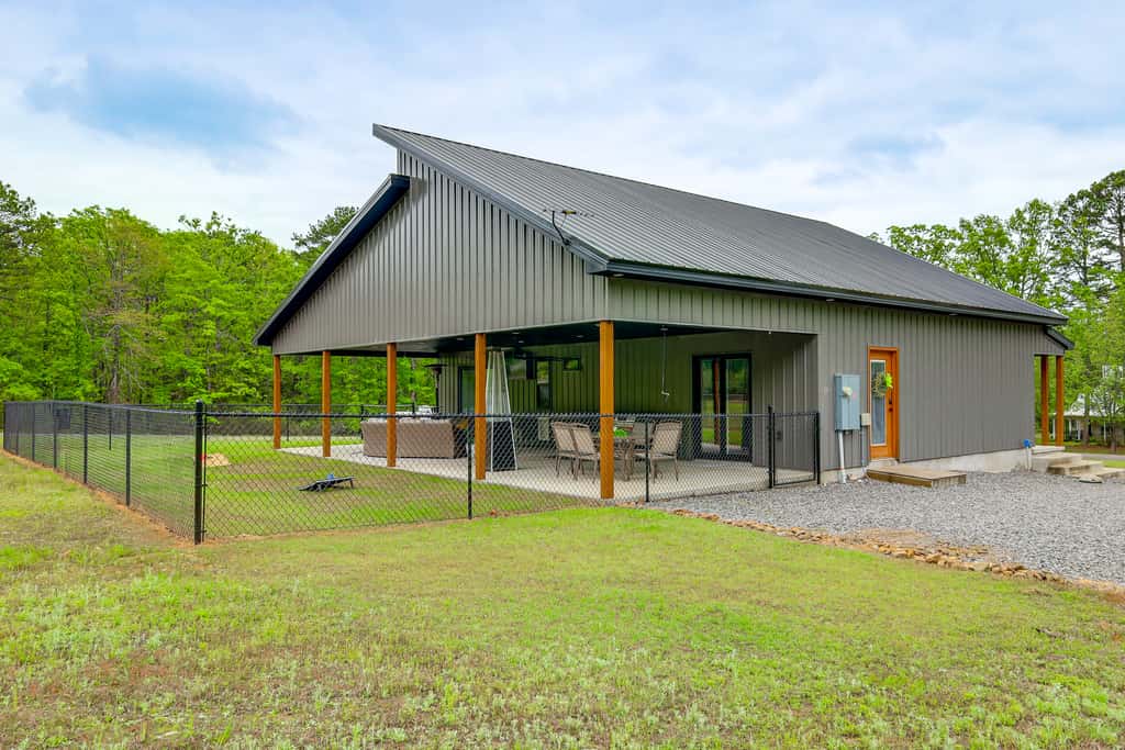 Modern-Style Home w/ Patio, Near Greers Ferry Lake