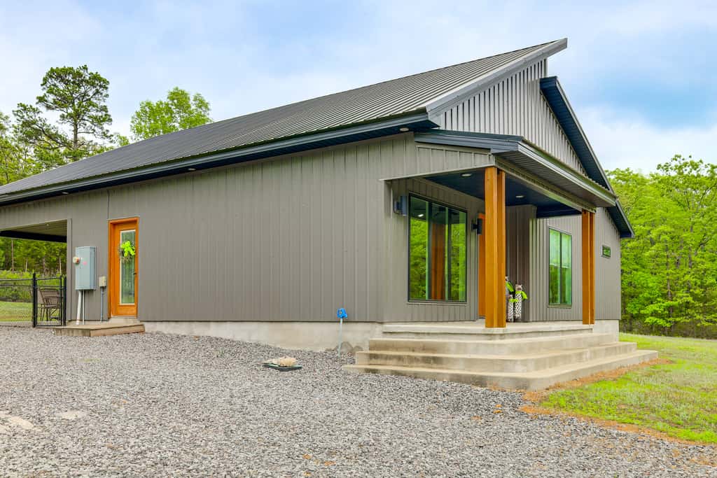 Modern-Style Home w/ Patio, Near Greers Ferry Lake