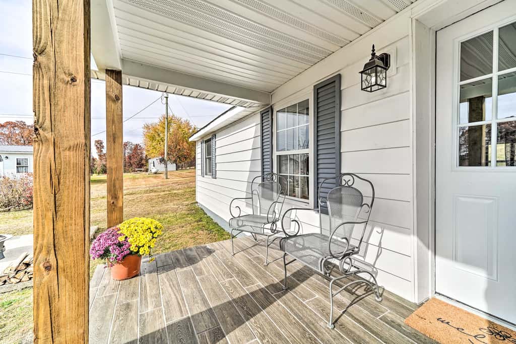 Updated Beattyville Ranch-Style Home w/ Yard!