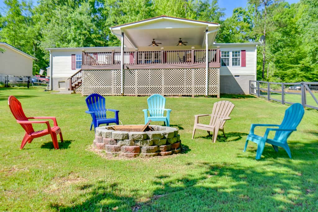 Private Dock: Pet-Friendly Home on Lake Sinclair