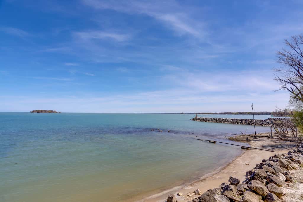 Cozy Middle Bass Island Getaway On Lake Eerie!