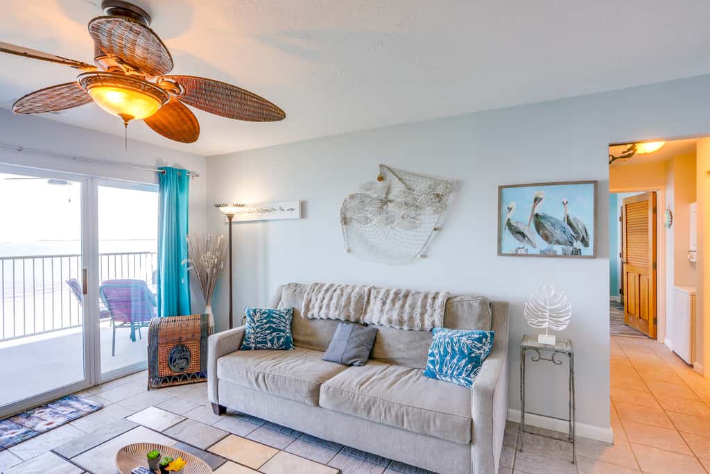 Cozy Middle Bass Island Getaway On Lake Eerie!