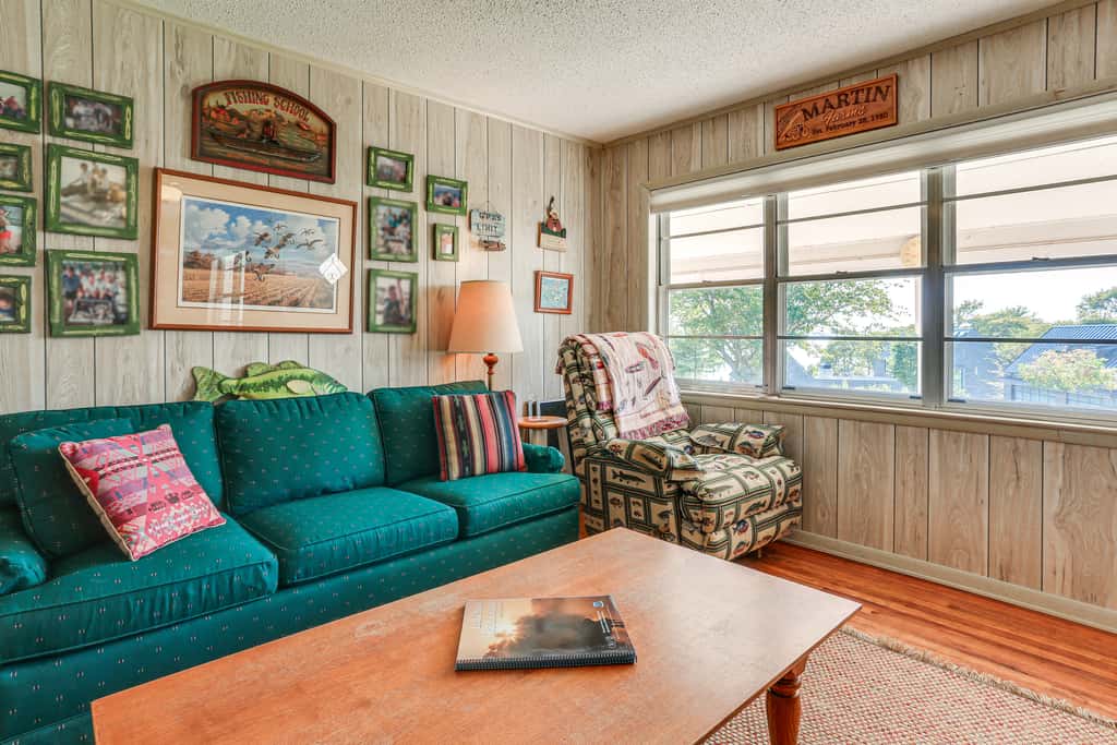 Walk to Marina: Family Home w/ Yard in Kingston
