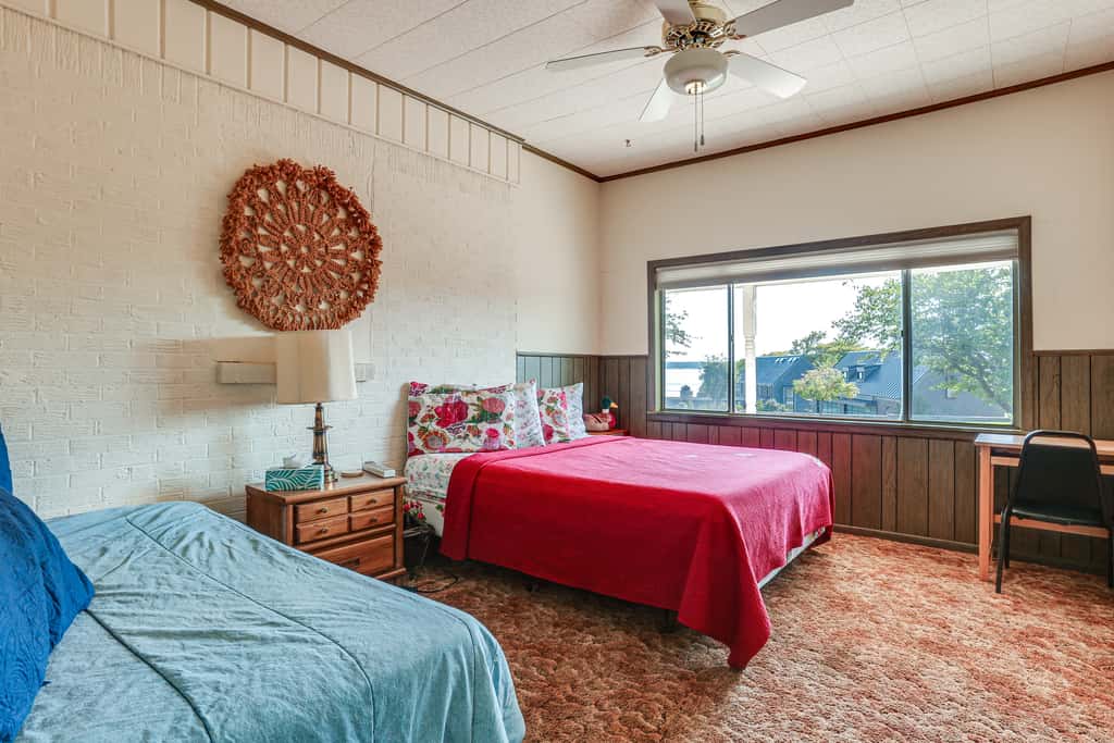 Walk to Marina: Family Home w/ Yard in Kingston