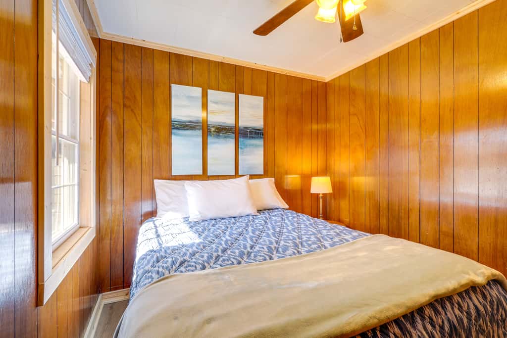 Pet-Friendly Cabin with Designated Boat Slip!