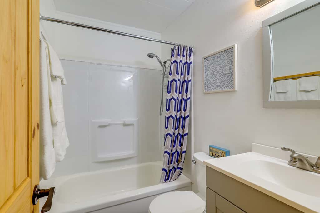 Pet-Friendly Cabin with Designated Boat Slip!