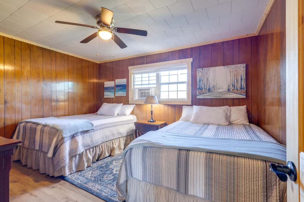 Pet-Friendly Cabin with Designated Boat Slip!