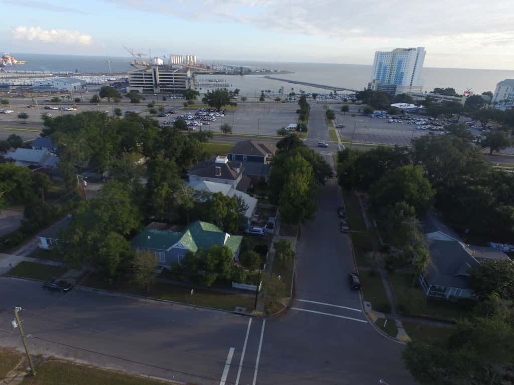 Charming Gulfport Getaway Only 3 Blocks to Beach!