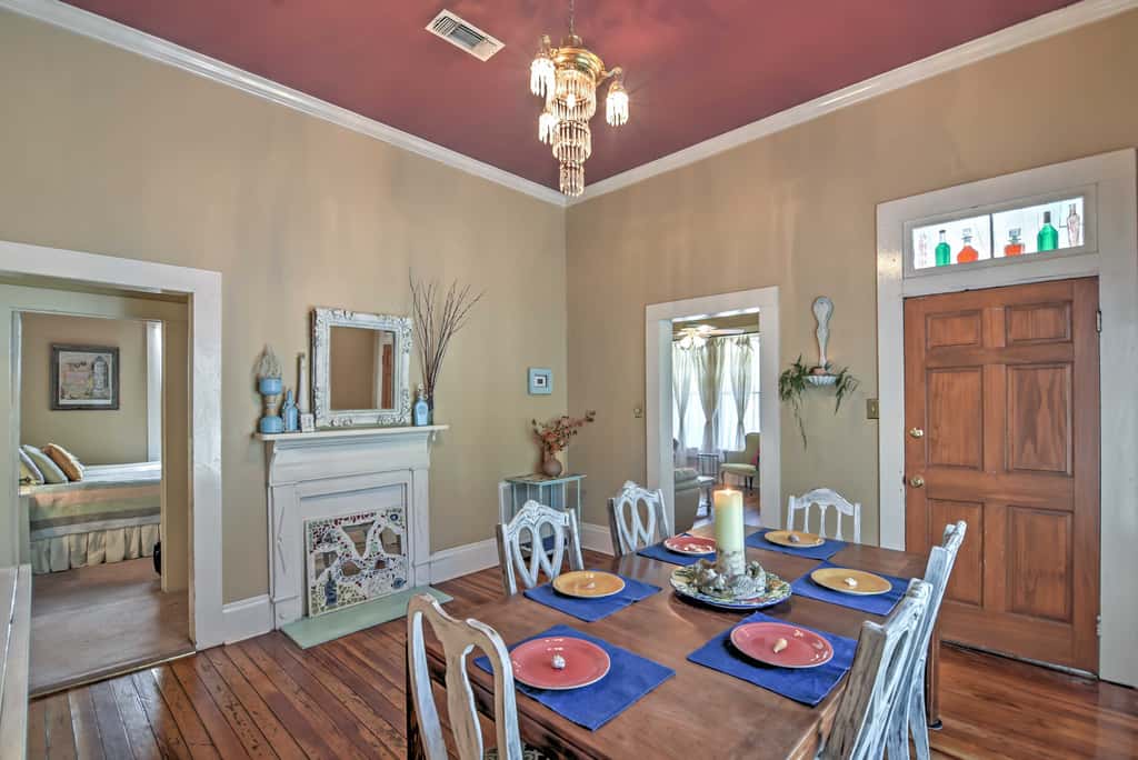 Charming Gulfport Getaway Only 3 Blocks to Beach!