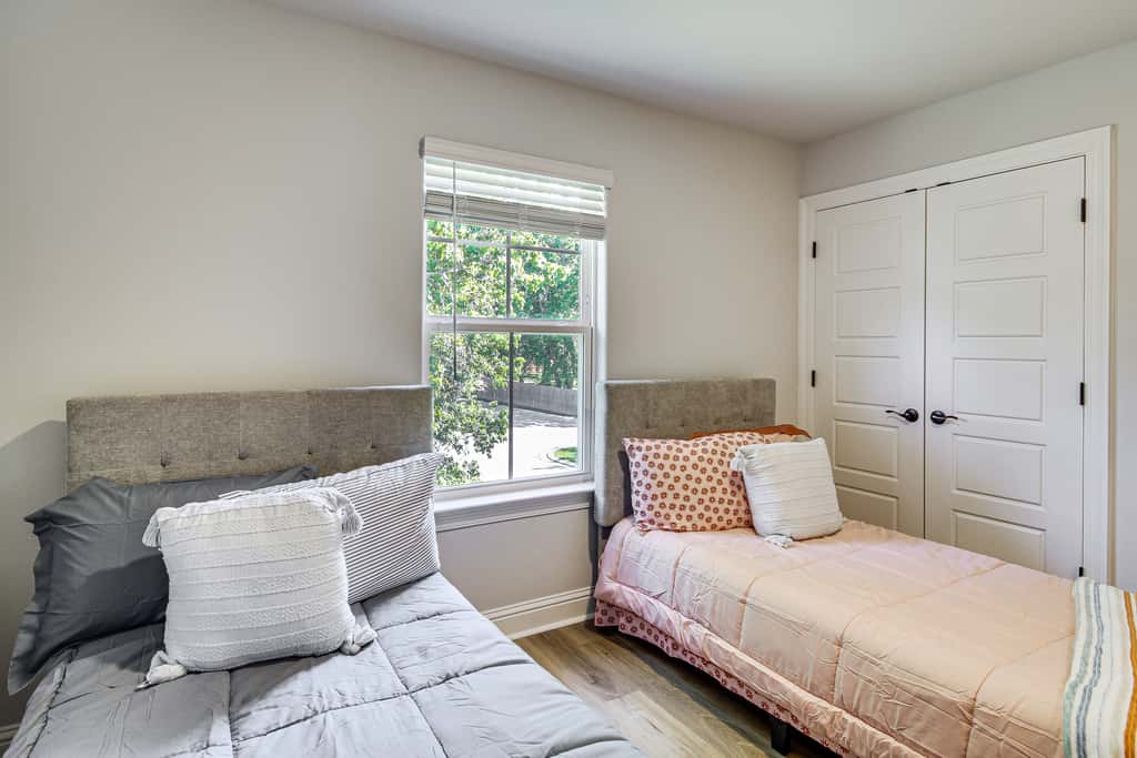 < 1 Mi to Beach! Family-Friendly Gulfport Retreat