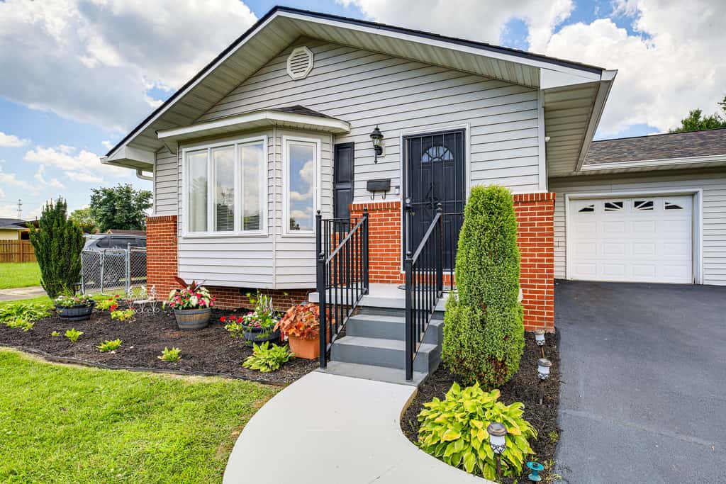 Charming Kingsport Home w/ Spacious Fenced Yard!