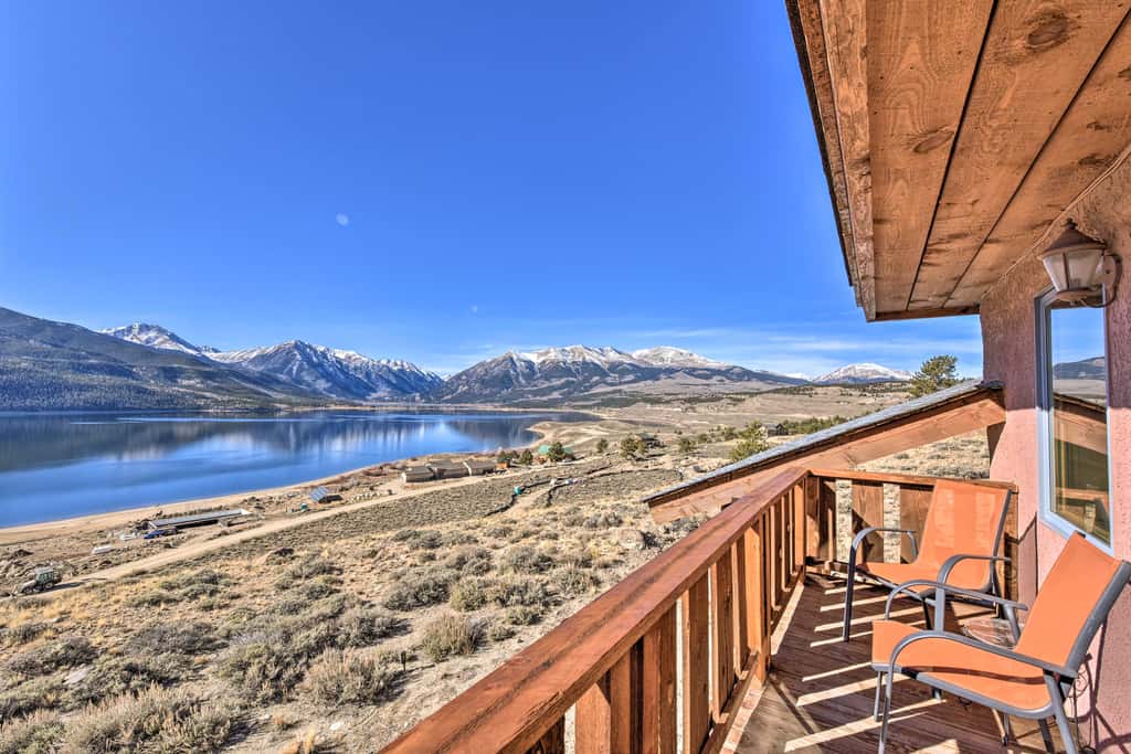 Luxe Twin Lakes House w/ Mountain & Lake Views!