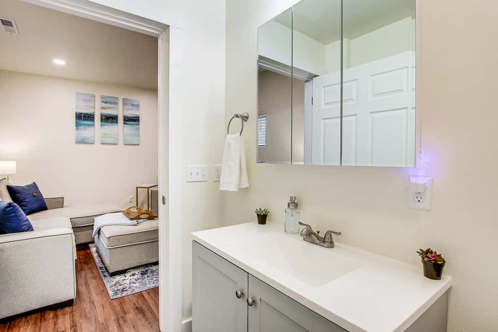 Dog-Friendly Sheboygan Home - 1 Mi to Town!