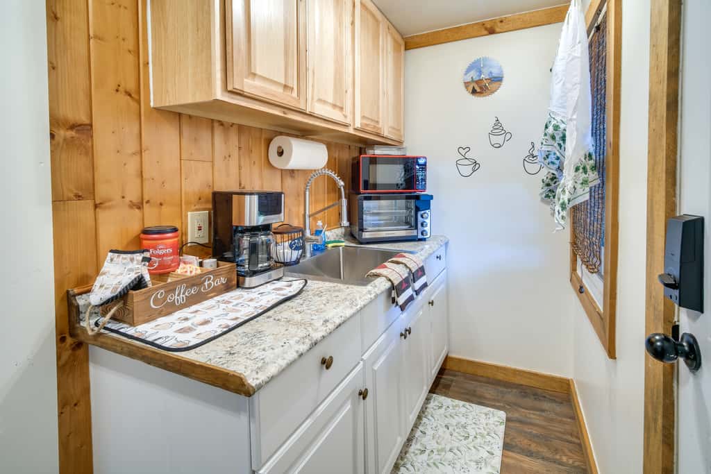 'Crater Lake' Williamson River Resort Cabin 2