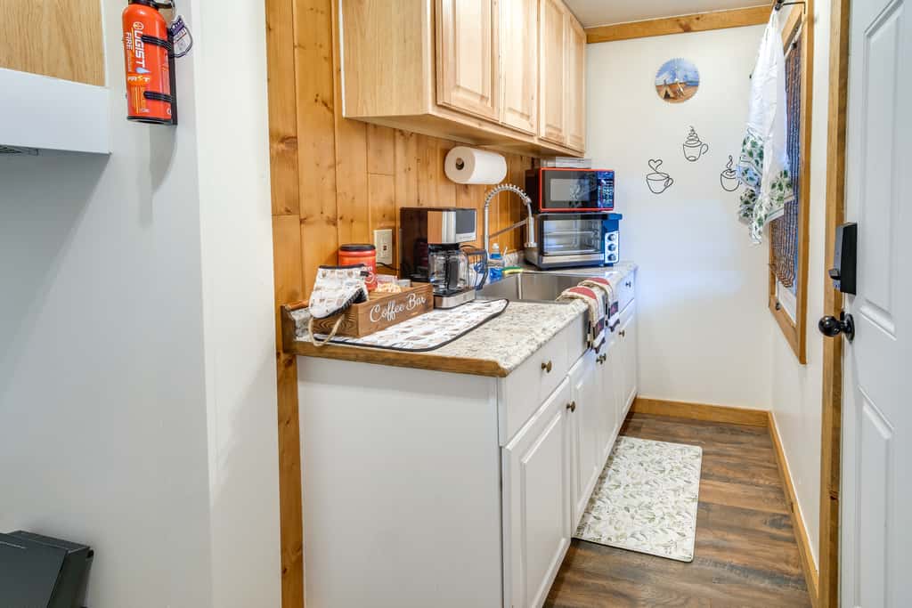 'Crater Lake' Williamson River Resort Cabin 2