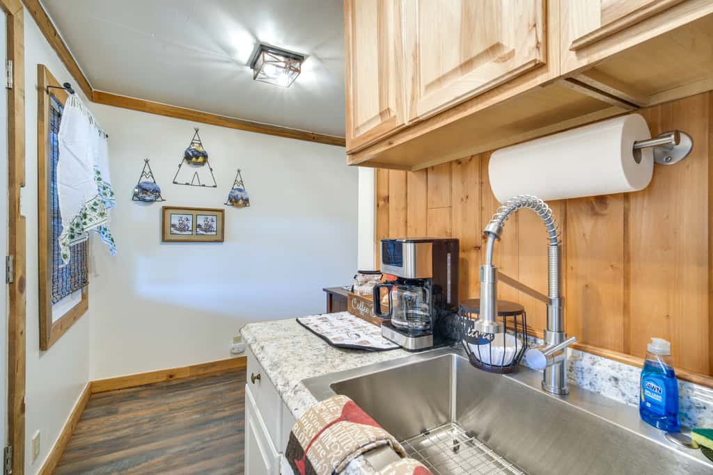 'Crater Lake' Williamson River Resort Cabin 2