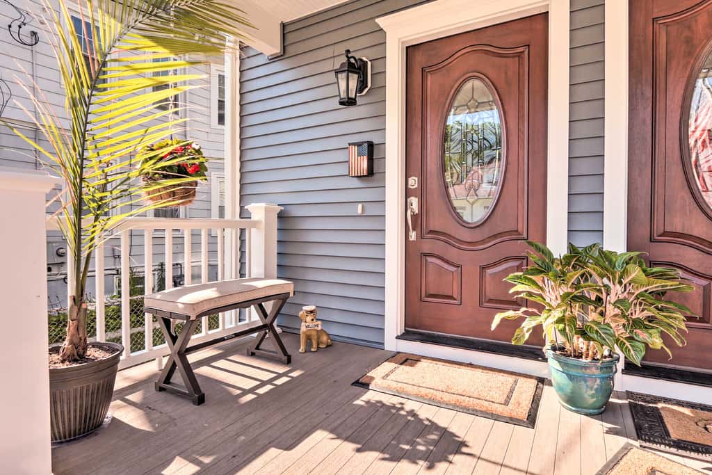 New London Hideaway Near Beaches & Local Spots!