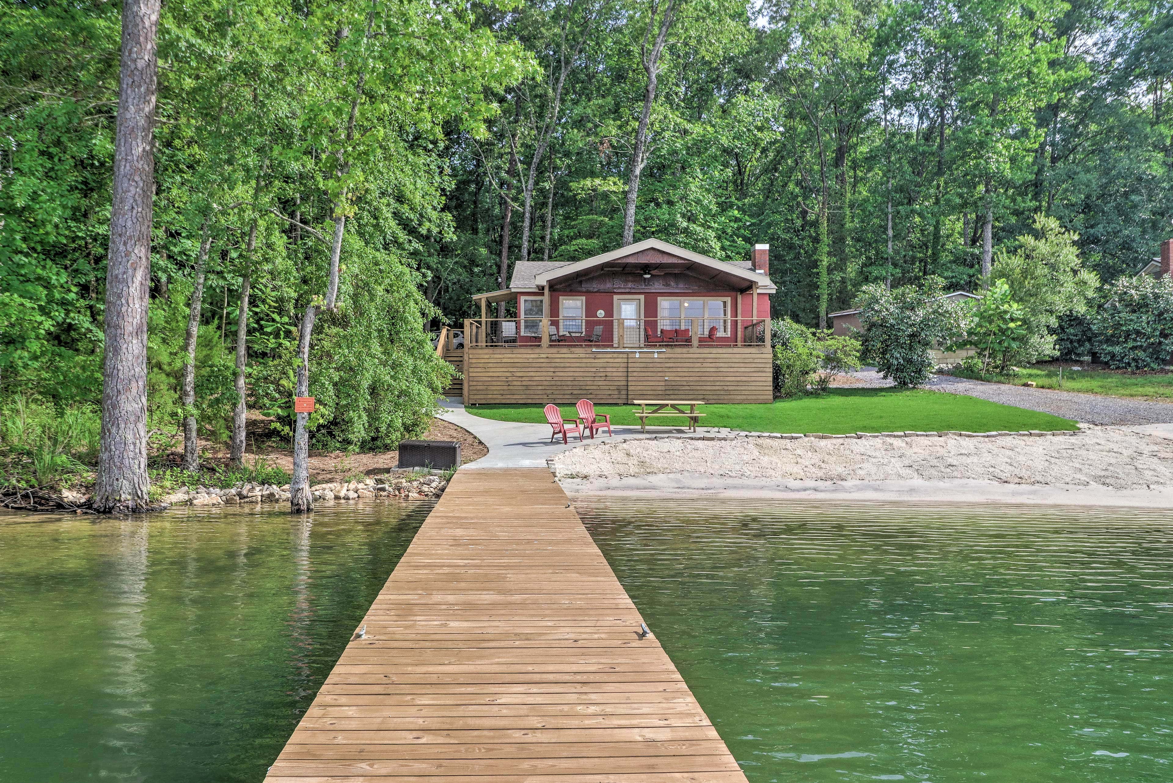 Waterfront Lake Martin Home w/ Grill & Beach!