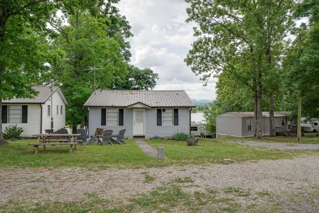Lakefront Cabin in Dandridge w/ Fire Pit & Grill!