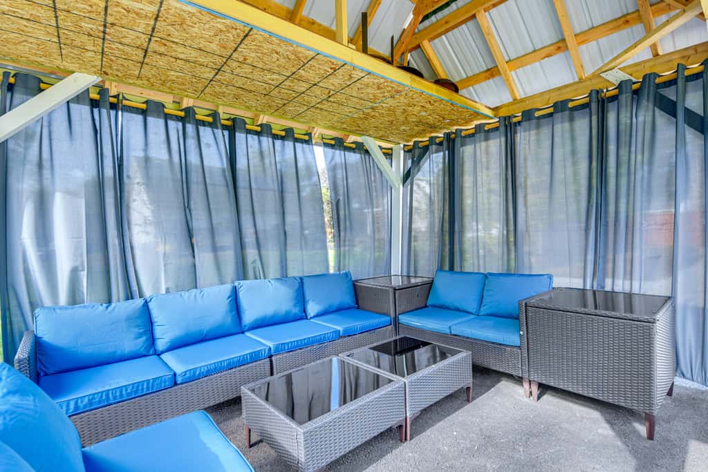 Lake Champlain Fun: Apt w/ Fire Pit & Large Yard!