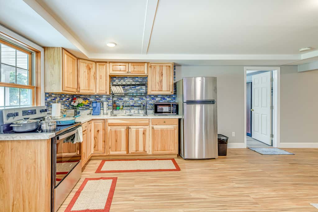 Lake Champlain Fun: Apt w/ Fire Pit & Large Yard!