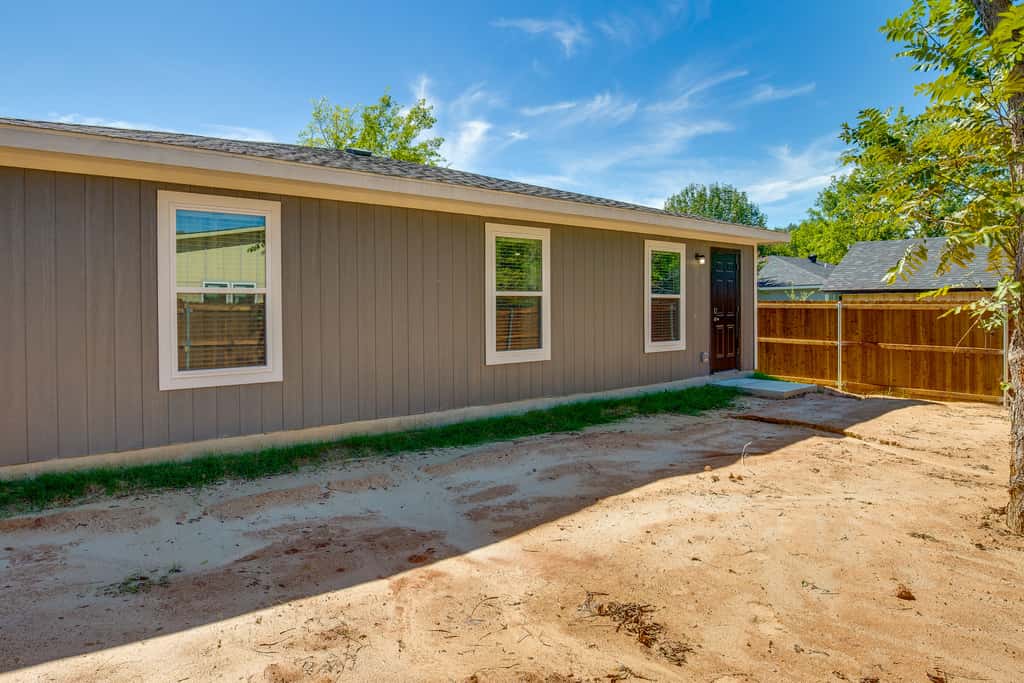Game Room + Walk to Beach: Gun Barrel City Gem!