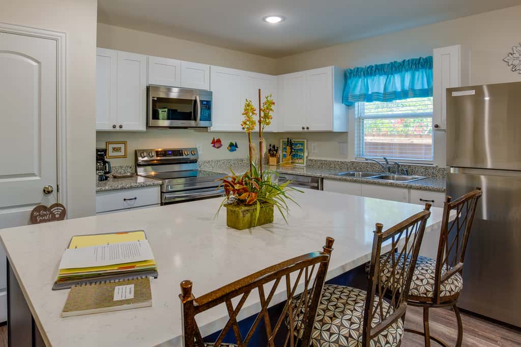 Game Room + Walk to Beach: Gun Barrel City Gem!