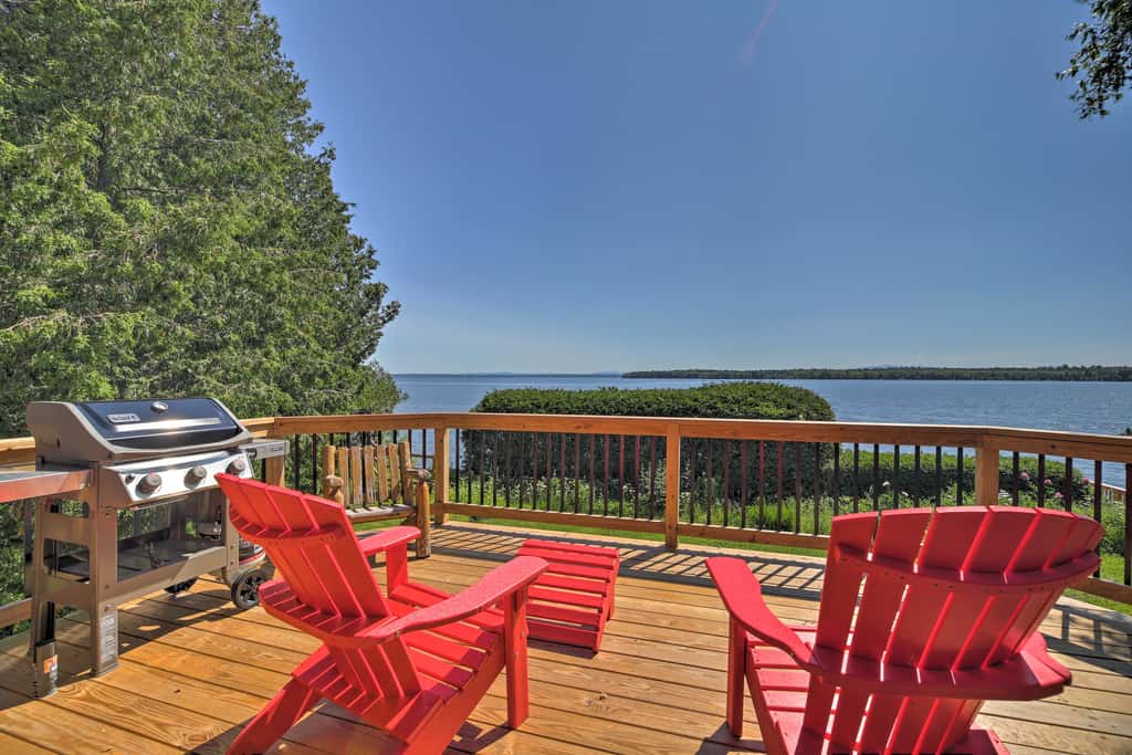 Family Lakehouse w/ Deck + Beach on Lake Champlain