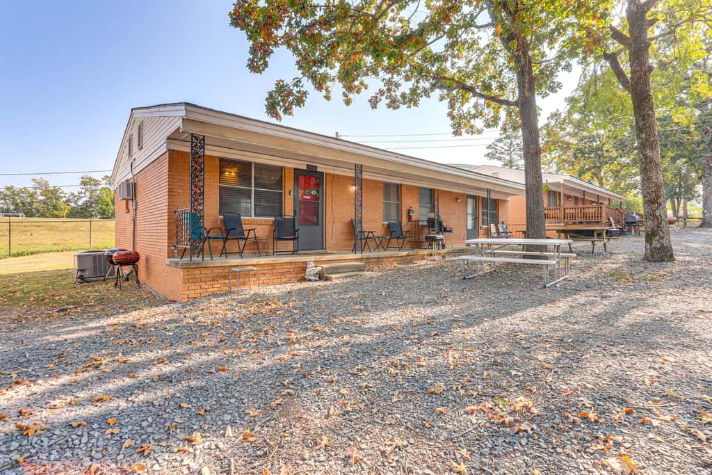 Shared Dock & Yard: Greers Ferry Lake Home!