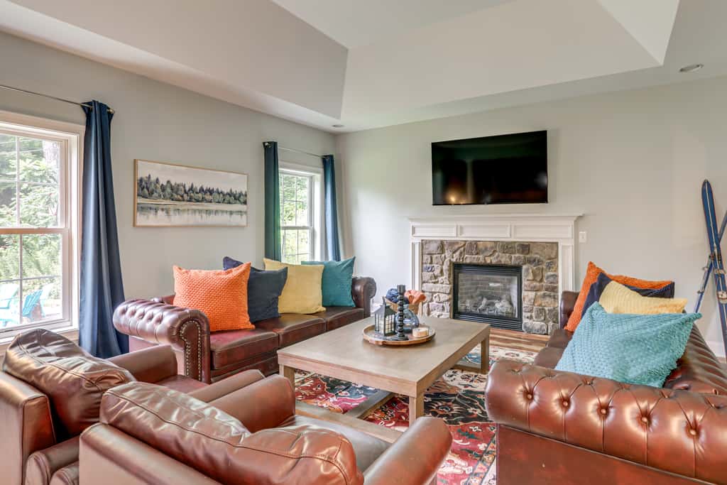 Game Room & Hot Tub: Big Fun in Ellicottville
