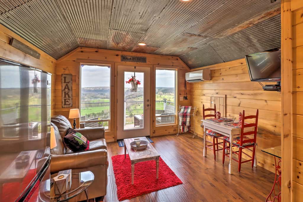 Quaint Norfork Studio w/ Million Dollar View!