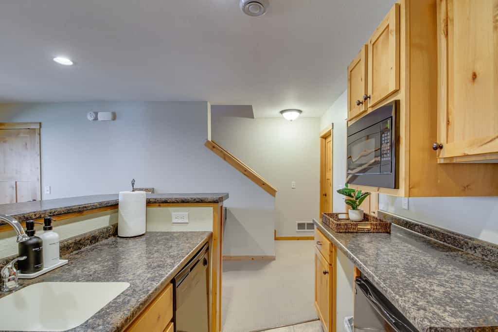 Nisswa Townhome w/ Boat Slip + Gull Lake Access!