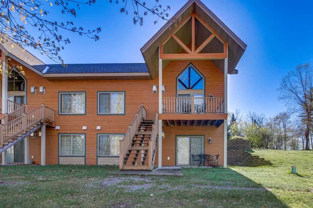 Nisswa Townhome w/ Boat Slip + Gull Lake Access!