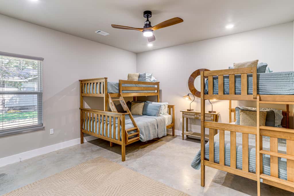 Spacious Heber Springs Home - Easy Marina Access!