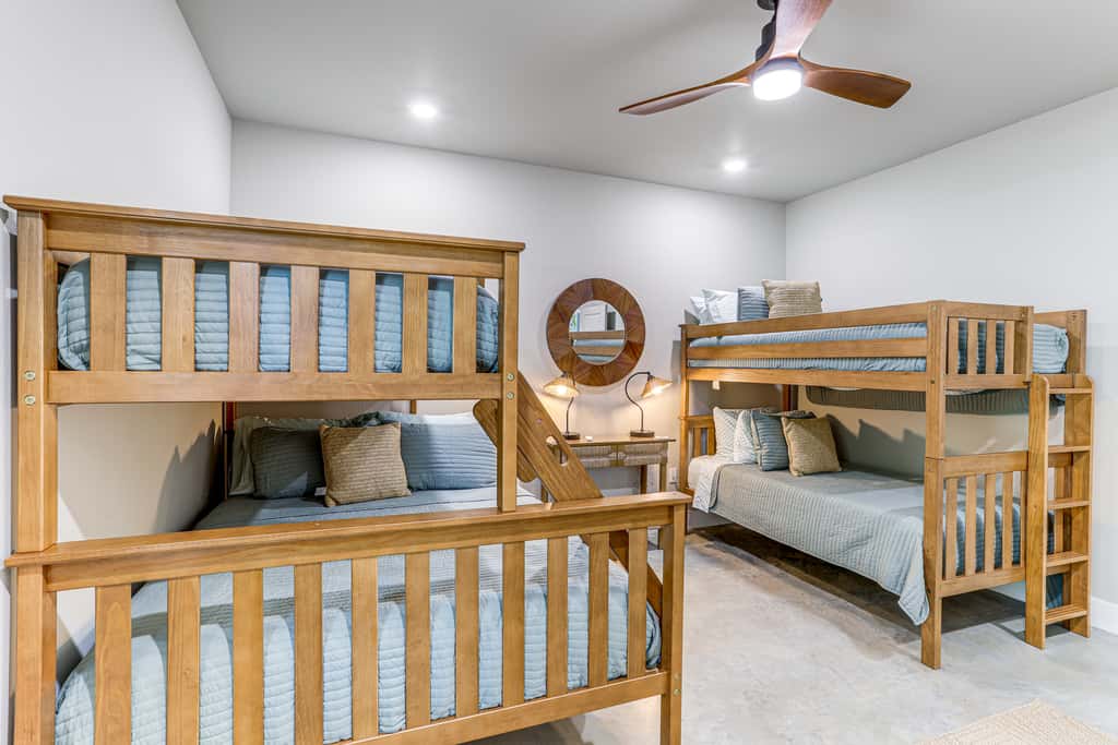 Spacious Heber Springs Home - Easy Marina Access!